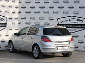 Opel Astra, 2006г., передний привод, автомат