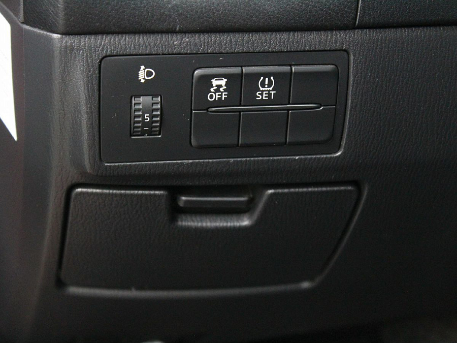 Mazda 6, 2014г., передний привод, автомат
