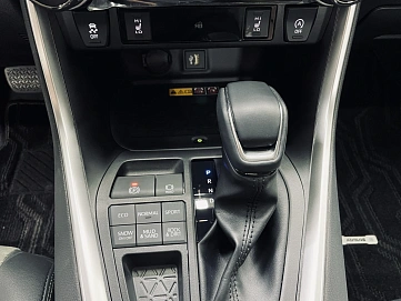 Toyota RAV4, 2025г, полный привод, вариатор