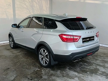 Lada (ВАЗ) , 2019г., передний привод, механика