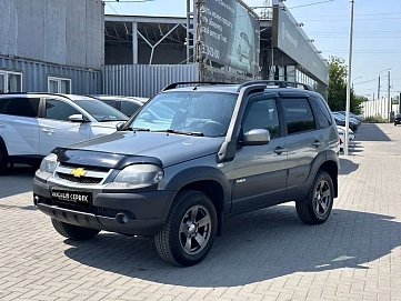 Chevrolet Niva, 2017г, полный привод, механика