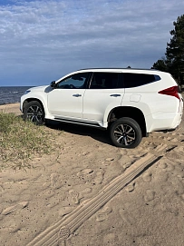 Mitsubishi Pajero Sport, 2017г, полный привод, автомат