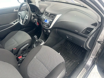 Hyundai Solaris, 2011г, передний привод, механика