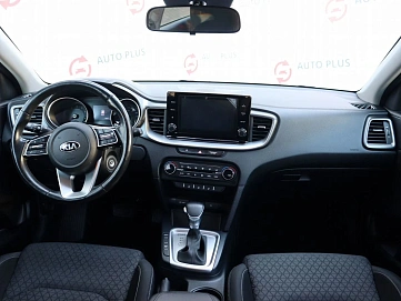 Kia Ceed, 2020г, передний привод, автомат