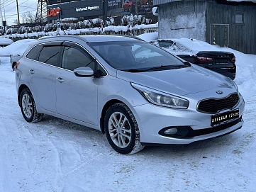 Kia Ceed, 2012г, передний привод, автомат