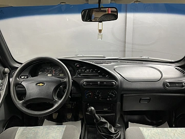 Chevrolet Niva, 2004г, полный привод, механика