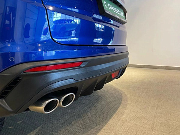 Geely , 2022г., передний привод, автомат