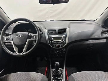 Hyundai Solaris, 2013г, передний привод, механика