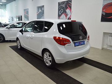 Opel Meriva, 2012г, передний привод, механика