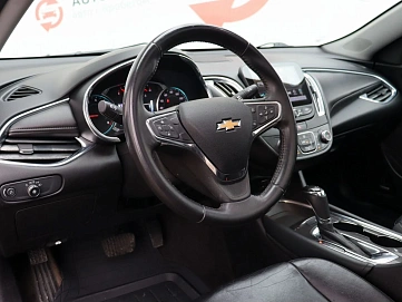 Chevrolet Malibu, 2016г, передний привод, автомат
