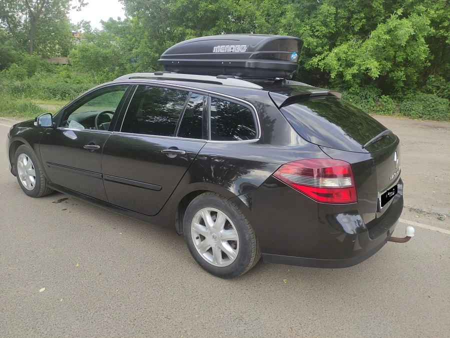 Renault Laguna, 2010г., передний привод, механика