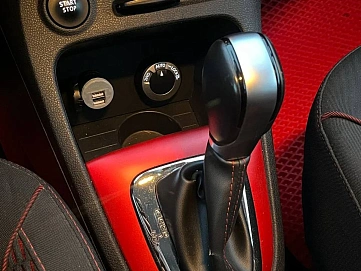 Renault Kaptur, 2018г, полный привод, автомат