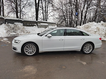 Audi A8, 2018г, полный привод, автомат