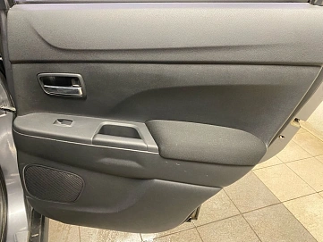 Mitsubishi ASX, 2012г, передний привод, вариатор