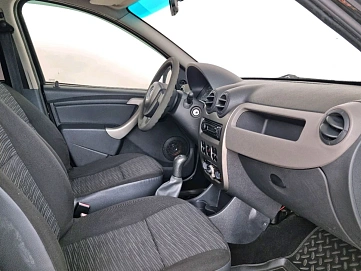 Renault Sandero, 2011г, передний привод, механика