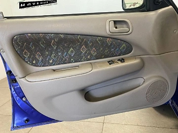 Toyota Corolla, 1998г, передний привод, механика