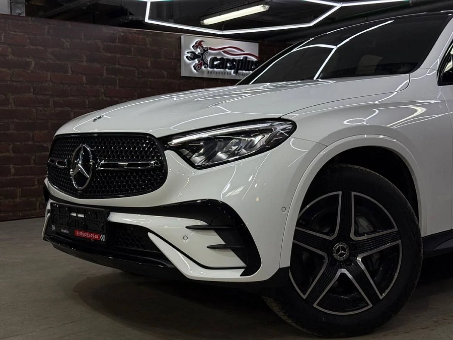 Mercedes-Benz , 2025г.