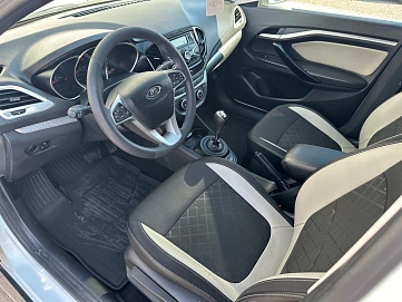 Lada (ВАЗ) Vesta, 2019г, передний привод, робот