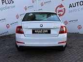 Skoda Octavia, 2016г., передний привод, робот