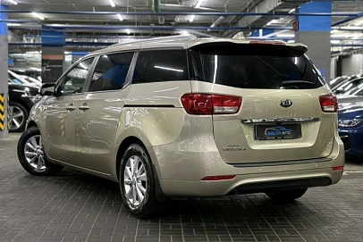 Kia Sedona, 2016г, передний привод, автомат