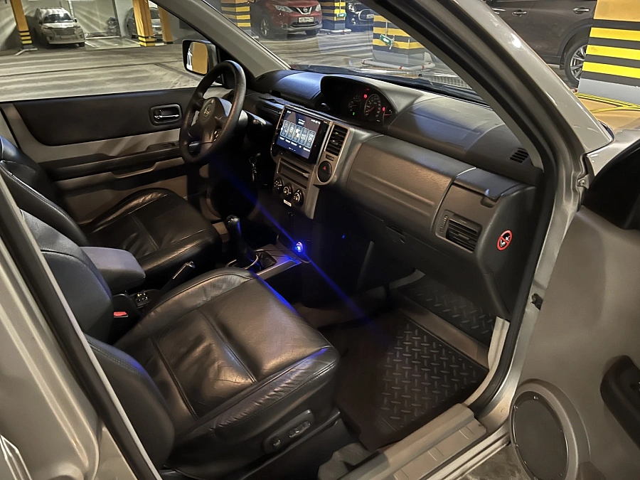 Nissan X-Trail, 2005г., полный привод, механика