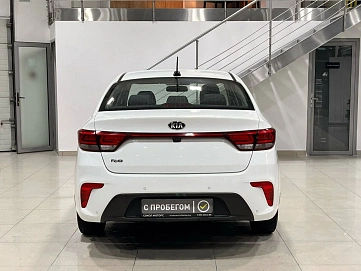 Kia Rio, 2018г, передний привод, автомат