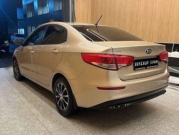Kia Rio, 2015г, передний привод, автомат