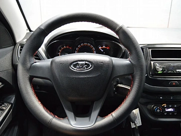 Lada (ВАЗ) Vesta, 2017г, передний привод, механика