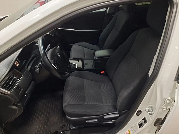 Toyota Camry, 2017г, передний привод, автомат