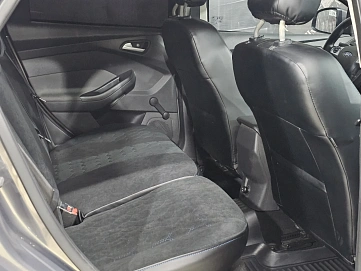 Ford Focus, 2012г, передний привод, робот