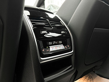 BMW X6, 2024г, полный привод, автомат