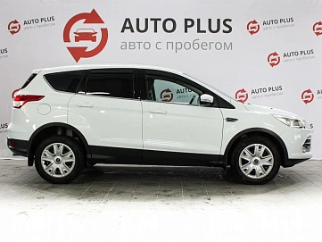 Ford Kuga, 2015г, передний привод, автомат