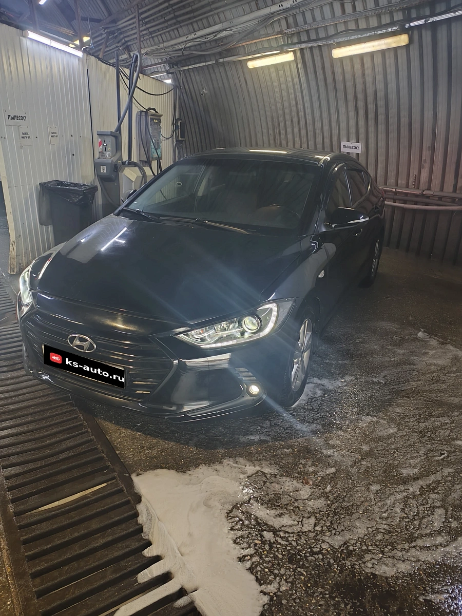 Hyundai Elantra, 2018г., передний привод, автомат