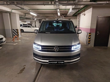 Volkswagen Multivan, 2019г, передний привод, робот