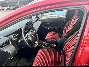 Toyota Corolla, 2019г, передний привод, вариатор