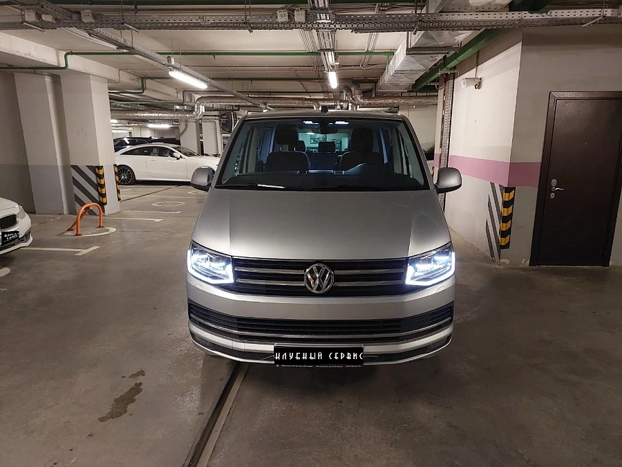 Volkswagen Multivan, 2019г., передний привод, робот