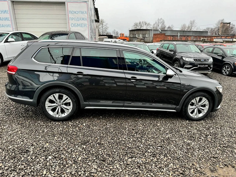 Volkswagen Passat, 2019г., полный привод, робот