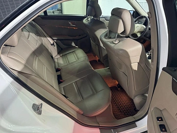 Mercedes-Benz E-Класс AMG, 2011г, задний привод, автомат