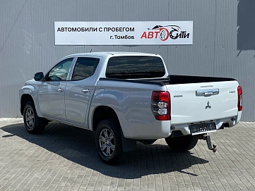 Mitsubishi L200, 2019г, полный привод, механика