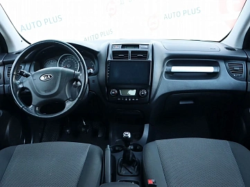 Kia Sportage, 2009г, передний привод, механика