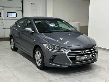 Hyundai Elantra, 2018г, передний привод, автомат