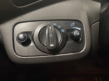 Ford Kuga, 2016г, передний привод, автомат