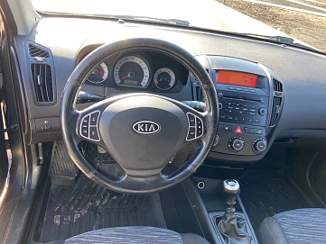 Kia Ceed, 2008г, передний привод, механика