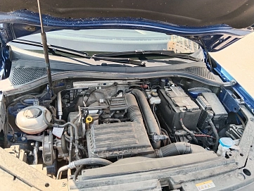 Volkswagen Tiguan, 2021г, передний привод, робот