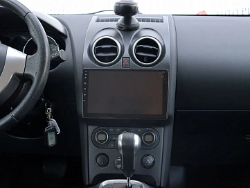Nissan Qashqai, 2009г, передний привод, вариатор
