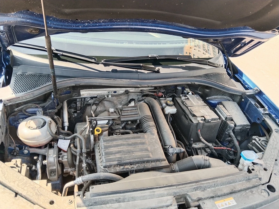 Volkswagen Tiguan, 2021г., передний привод, робот