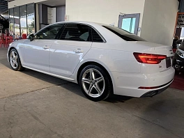 Audi A4, 2019г, передний привод, робот