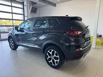 Renault Kaptur, 2019г, передний привод, вариатор