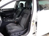 Volkswagen Passat, 2022г., передний привод, робот