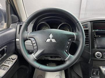 Mitsubishi Pajero, 2011г, полный привод, автомат